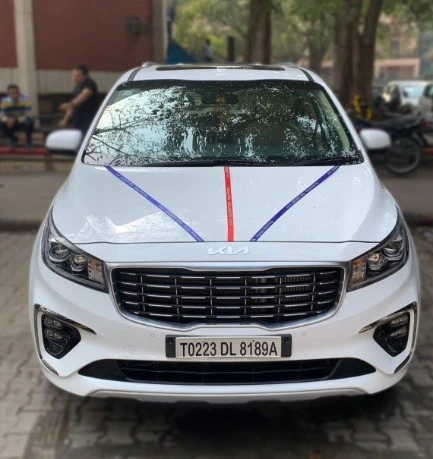 Kia Carnival Rental Delhi | Luxury 6-Seater Limousine Car Hire India